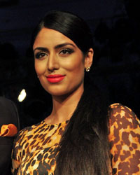 Aftab Shivdasani at Narendra Kumar Show at LFW 2015