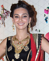 Shibani Dandekar at Retail Jeweller India Trendsetters 2014 Show