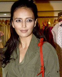 Roshni Chopra at SS16 Collection Preview of Akuri by Puri