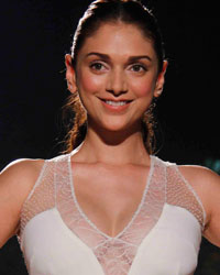 Aditi Rao at Spanish Designers Fashion Show