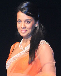 Mugdha Godse at Suryagold and Swaroski Gemstones Show at IIJW