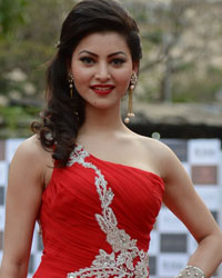 Urvashi Rautela at Zanaaya Couture BIA Show