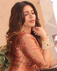 Shama Sikander at Shama Sikander Diwali Shoot