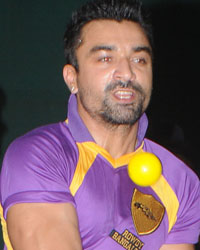 Ajaz Khan