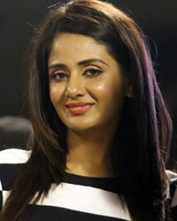 CCL4 Karnataka Bulldozers Vs Mumbai Heroes SF