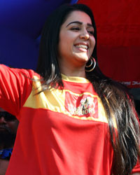 Charmy Kaur at CCL4 Kerala Strikers Vs Telugu Warriors