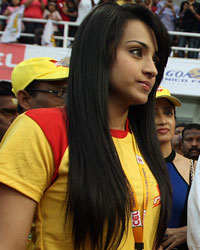 Salman Khan at CCL4 Mumbai Heroes Vs Chennai Rhinos