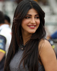 Shruti Haasan at CCL4 Veer Marathi Vs Mumbai Heroes