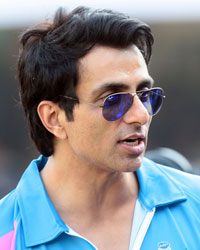 Sonu Sood at CCL5 Mumbai Heroes vs Veer Marathas