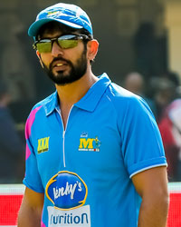 Jay Bhanushali at CCL5 Mumbai Heroes vs Veer Marathas