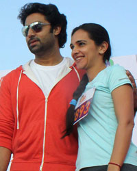 DNA I Can Women's Half Marathon 2014, in Mumbai, India DNA I Can Women's Half Marathon 2014, in Mumbai, India