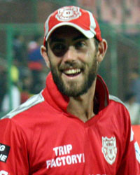 Glenn Maxwell at All Smiles for Priety Zinta 