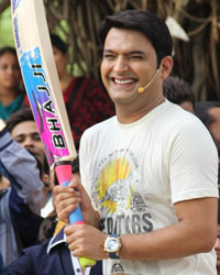 Kapil Sharma at Harbhajan and Yuvraj on CNWK