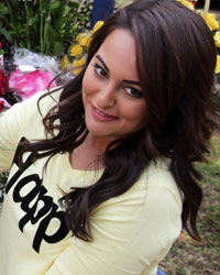 Sonakshi Sinha at Mission Sapne Season 2