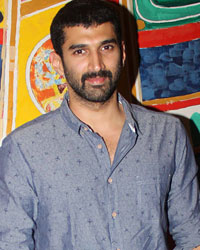 Aditya Roy Kapoor at Parineeti and Aditya Roy Kapoor watch a Play