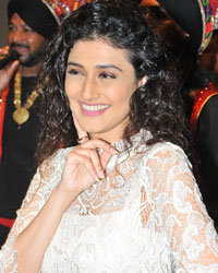 Ragini Khanna at Premiere of Sumit Sambhal Lega Show