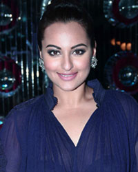 Sonakshi Sinha at Promotion of Holiday on Jhalak Dikhhla Jaa