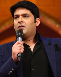 Kapil Sharma at SRK Shoots For The Kapil Sharma Show