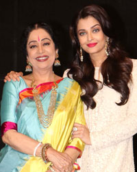 Kiron Kher and Aishwarya Rai Kiron Kher and Aishwarya Rai