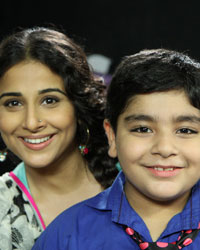 Vidya Balan at Vidya on the Sets of Captain Tiao