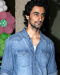 Kunal Kapoor at Aaradhya Bachchan Birthday Celebrations