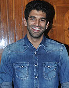 Aditya Roy Kapoor at Aashiqui 2 Success Party