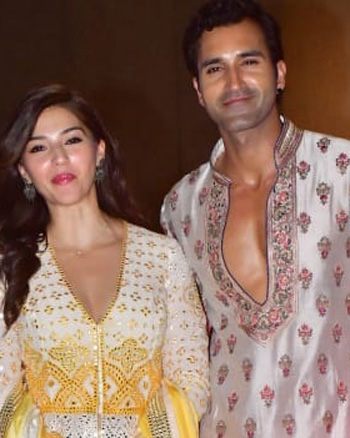 Abu Jani and Sandeep Khosla Diwali Party 2024