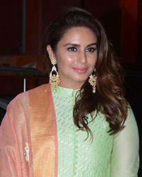 Huma Qureshi at Arpita Khan Diwali Bash