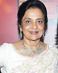 Asha Parekh's birthday party