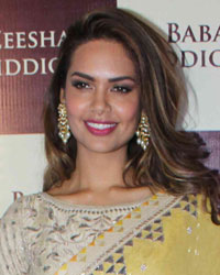 Esha Gupta at Baba Siddique Iftar Party 2016