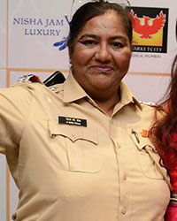 SI Rehana Sheikh with Nisha JamVwa