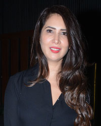 Kim Sharma at Deanne Pandey Birthday Bash