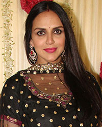 Esha Deol at Ekta Kapoor Diwali Bash