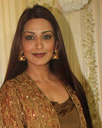 Sonali Bendre at Ekta Kapoor Diwali Bash