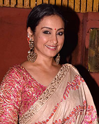 Divya Dutta at Javed Akhtar Diwali Party