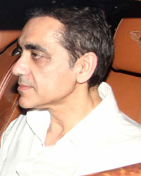 Karan Johar Bash for Brothers Karan Johar Bash for Brothers