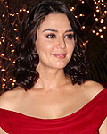 Preity Zinta at Karan Johar Birthday Party-2012