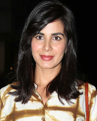 Kirti Kulhari at Madhur Bhandarkar House Warming Party