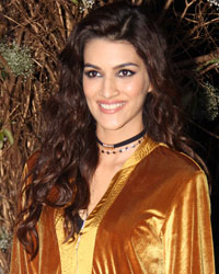 Kriti Sanon at Manish Malhotra Birthday Celebrations