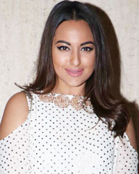 Sonakshi Sinha at Manish Malhotra Party For Suzy Menkes