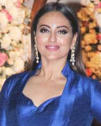 Sonakshi Sinha at Mukesh and Nita Ambani Party