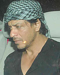 Shah Rukh Khan at Mushtaq Sheikh Birthday Party