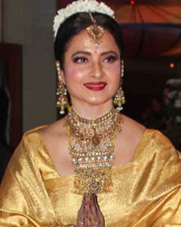 Rekha at Neil Nitin Mukesh Wedding Reception