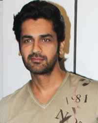 Arjan Bajwa at Omang Kumar Birthday Party