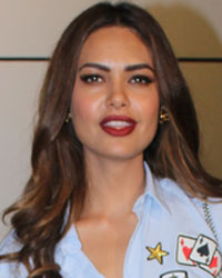 Esha Gupta at Omang Kumar Birthday Party