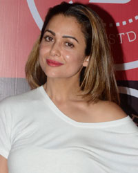 Amrita Arora at Opening of Barrel and Co