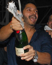 Poshter Boyz Success Party