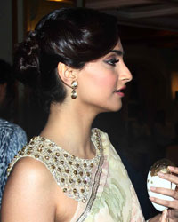 Sonam Kapoor and Sona Mohapatra Sonam Kapoor and Sona Mohapatra
