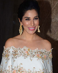 Sophie Choudry at Ramesh Taurani Diwali Bash