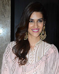 Kriti Sanon at Ramesh Taurani Diwali Bash